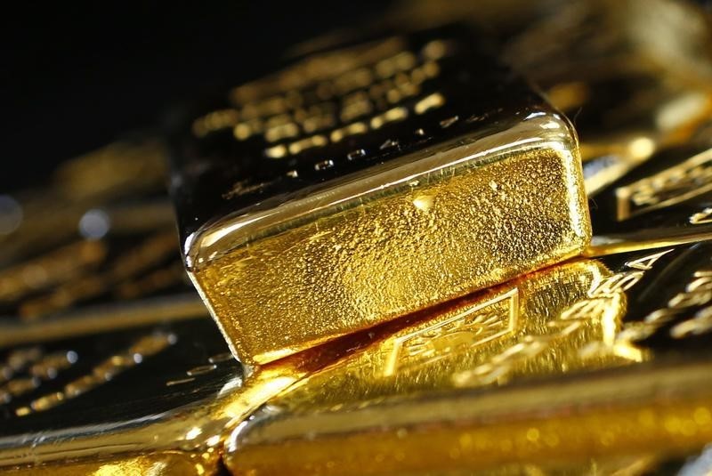 Цены на золото выросли до максимума за два года...